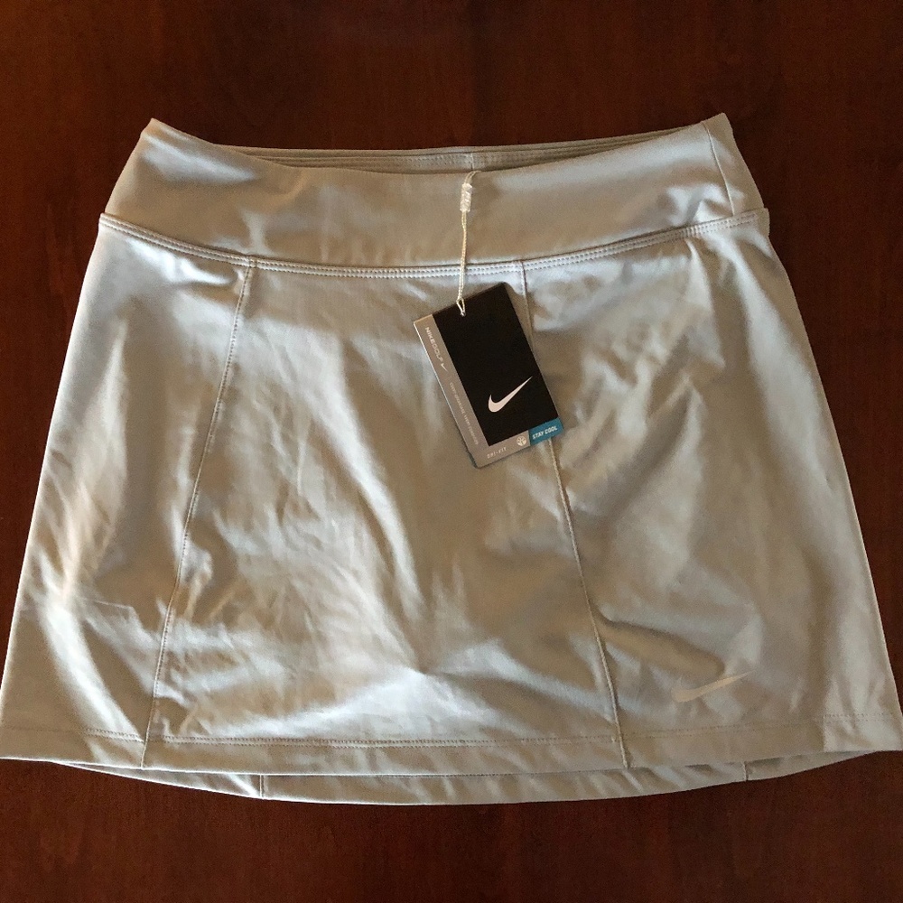 Women's Gray Dri-Fit Nike Golf Skort Size XS